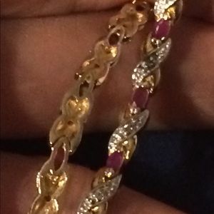 Vermeil gold bracelet.